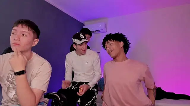 Handsomeboyss19n Webbikameraesitys