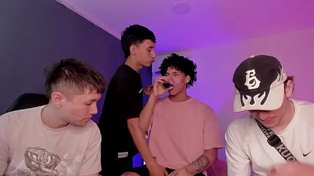 Pokazy przed kamerką – Handsomeboyss19
