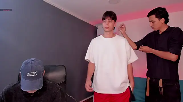 Handsomeboyss19 Webcam-Show