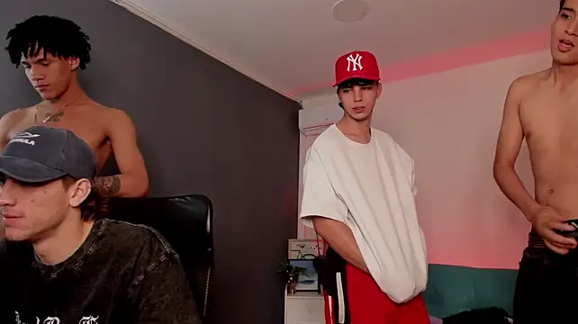 Handsomeboyss19 Webcam Show
