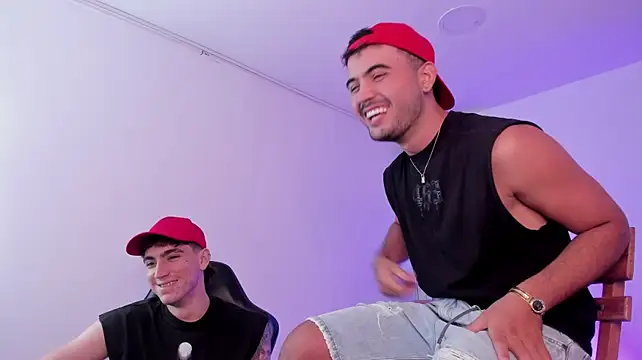 Show modela Handsomeboyss19 na web-kameri