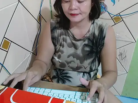 XXX chat uživo modela LoveanaXx