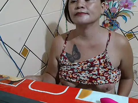 Chatroom XXX en direct de LoveanaXx