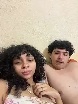 Casal-foda_braba Show in webcam