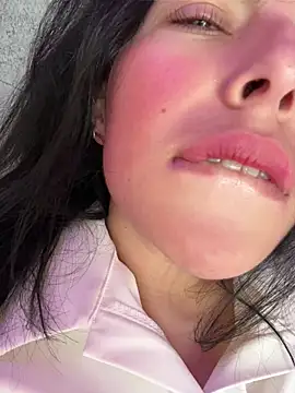عرض كام GiuliaBianchi