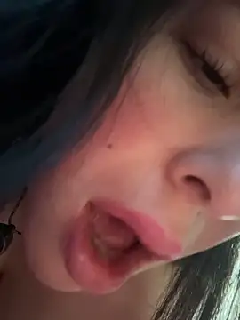 GiuliaBianchi's Live XXX Chat