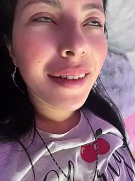 แชท XXX สดของ GiuliaBianchi