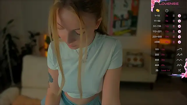 fairy_lele Show in webcam