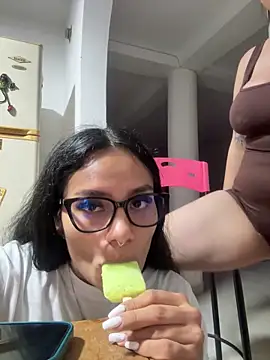 SarahCastro1_ Webcam Show
