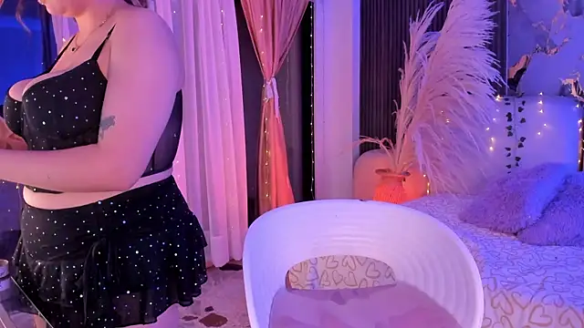 SarahCastro1_'s Webcam Show