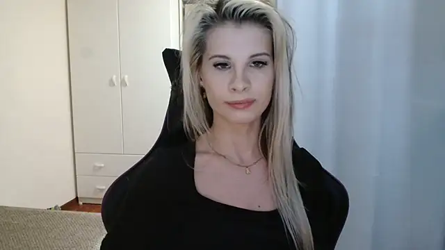 Sala de chat ao vivo de KristineGlow