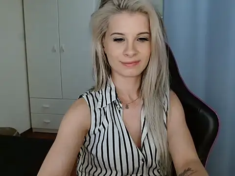Živý XXX chat KristineGlow