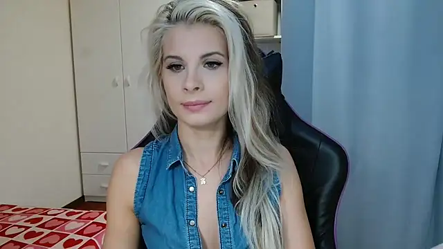 KristineGlow live XXX chat