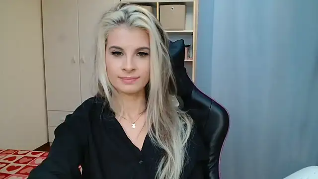 KristineGlow's Live XXX Chat