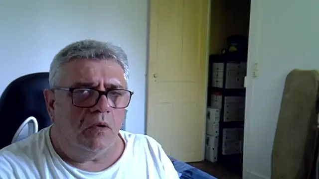 Laurent_oldmen's Webcam Show