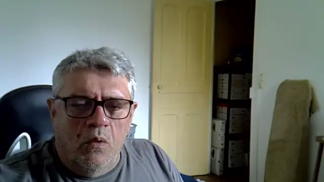 Laurent_oldmen's Webcam Show