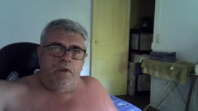 Laurent_oldmen Pertunjukan Webcam