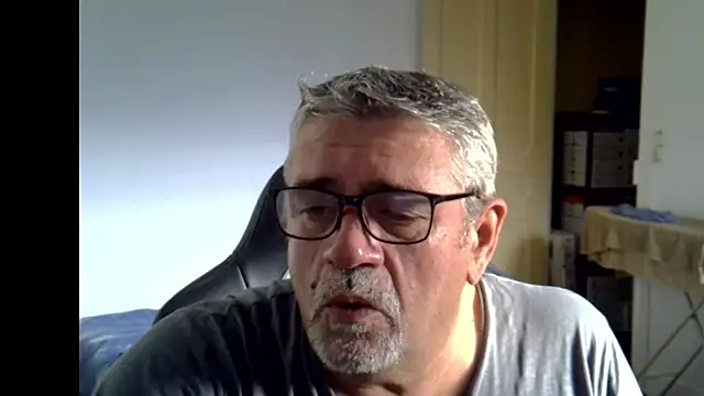Laurent_oldmen Pertunjukan Webcam