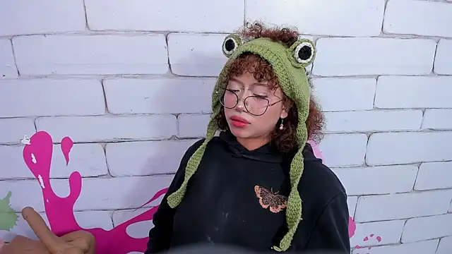 Pokazy przed kamerką – SafiroAgataaa