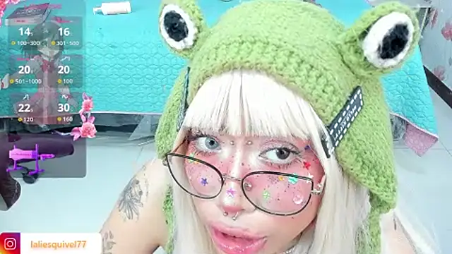 SafiroAgataaa Show in webcam