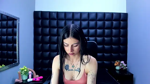 Dulce_Miaa_ Live XXX-chat