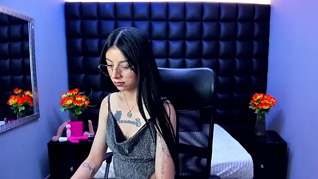 Chatroom XXX en direct de Dulce_Miaa_