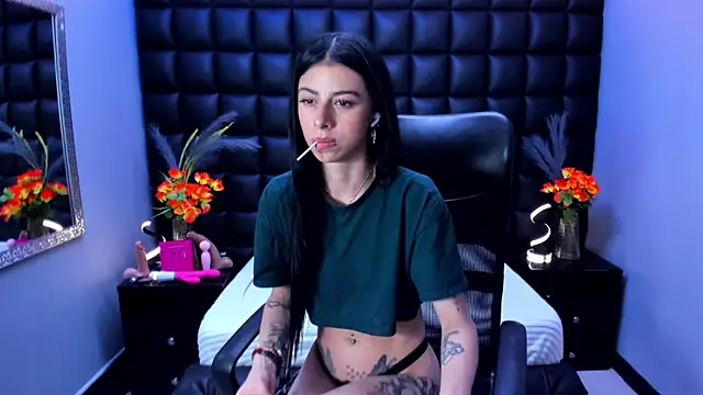 Dulce_Miaa_ Chat XXX in diretta