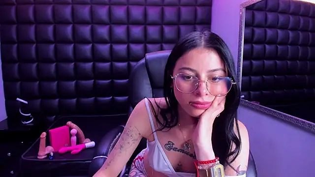 Dulce_Miaa_ Chat XXX in diretta