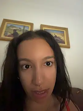 Amanda1806 Pertunjukan Webcam
