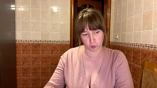 Mmaroon live XXX chat