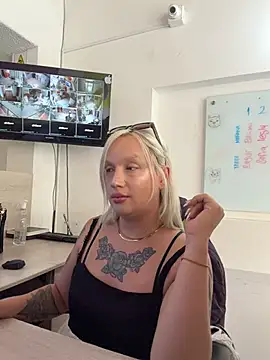 Sun_Sooll_ Webcam-Show