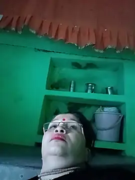 Manavi_xn Webbikameraesitys