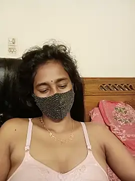 Softheart-97 Show in webcam