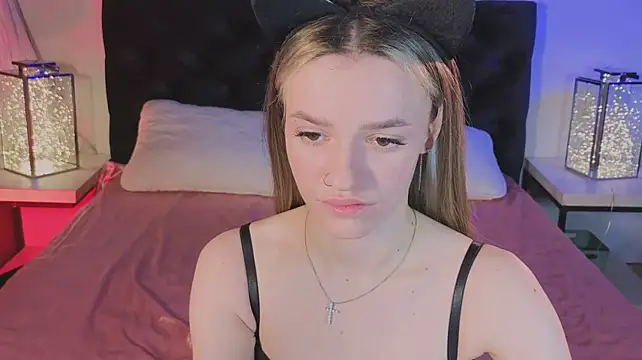 E_l_i_z_e_: вебкам-шоу