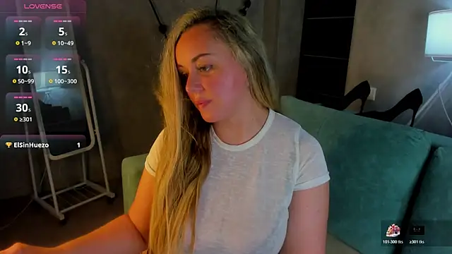 Sky_Kuper Chat XXX in diretta