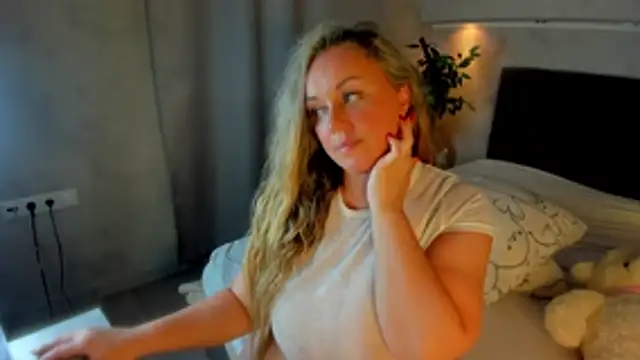 Sky_Kuper's Webcam Show