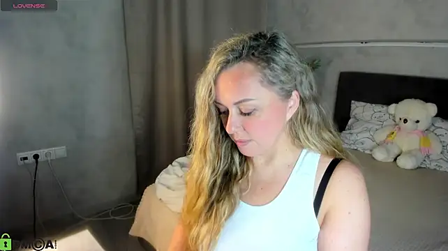 Sky_Kuper's Webcam Show