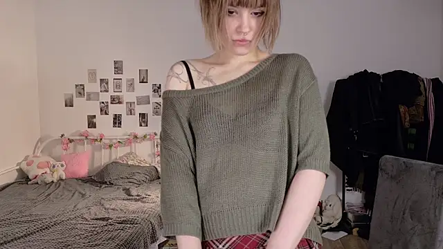KikiMoor Live XXX-chat