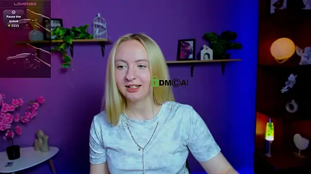 mila_glow1 即時 XXX 聊天