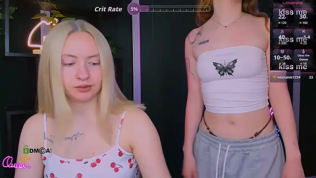 mila_glow1's Webcam Show