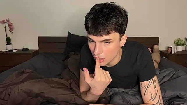 yoursaotome: вебкам-шоу
