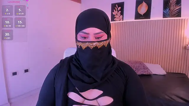 samanee_konn লাইভ XXX চ্যাট