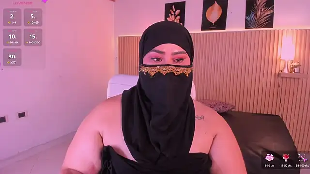 Show de samanee_konn na webcam