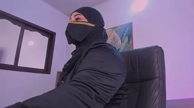 samanee_konn Show Webcam
