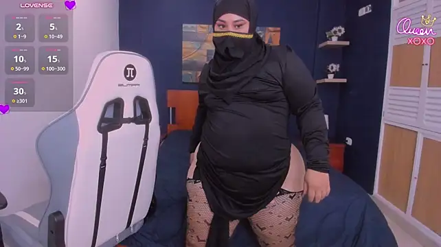 Онлайн чат XXX samanee_konn