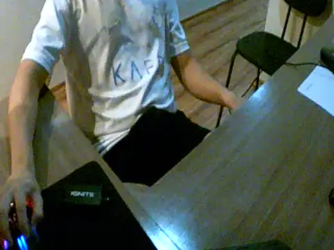 Show de Novinhopirocudo07 na webcam