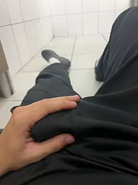 Novinhopirocudo07 Webcam show