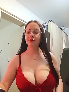 IvyClouds Chat XXX in diretta