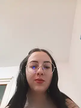 IvyClouds' Live XXX Chat
