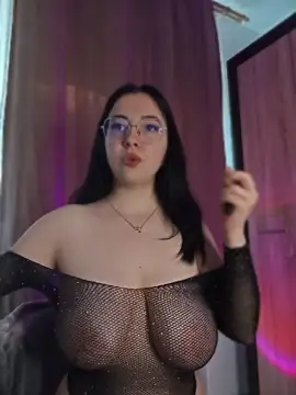 Živý XXX chat IvyClouds
